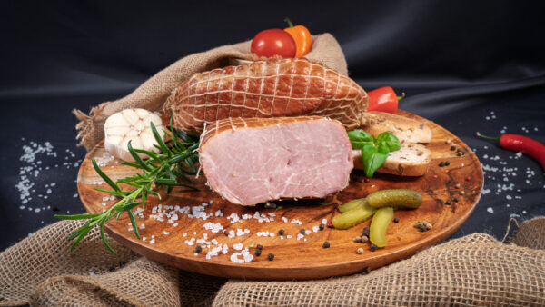 Szynka z tłuszczykiem 450g